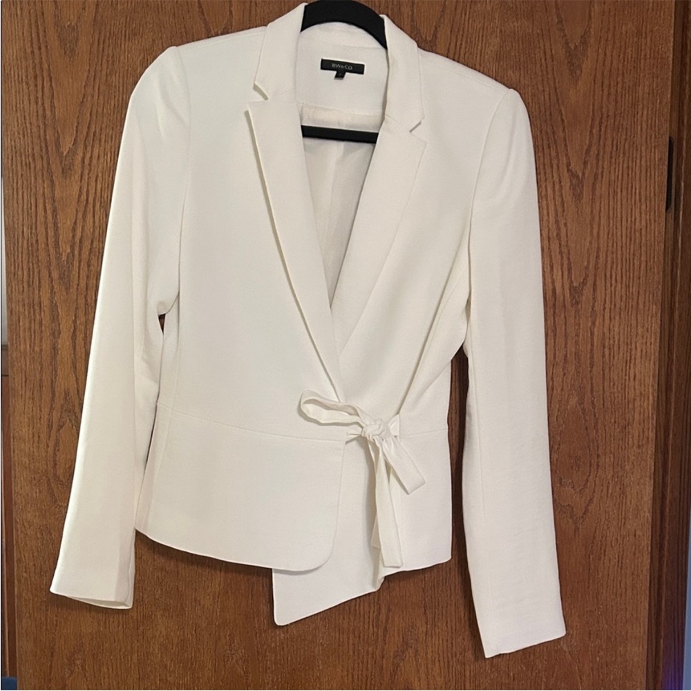 RW&CO. Cream Women's Blazer with Tie Detail